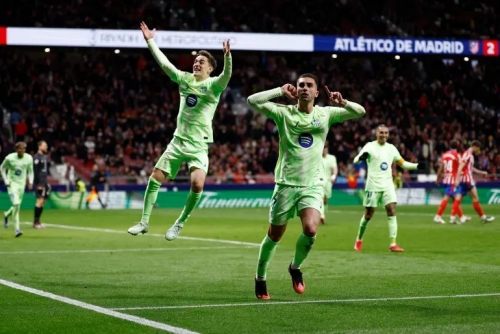 Torres Leads Barcelona's Stunning Fightback to Sink Atletico in Six-Goal Thriller Torres Leads Barcelona's Stunning Fightback to Sink Atletico in Six-Goal Thriller