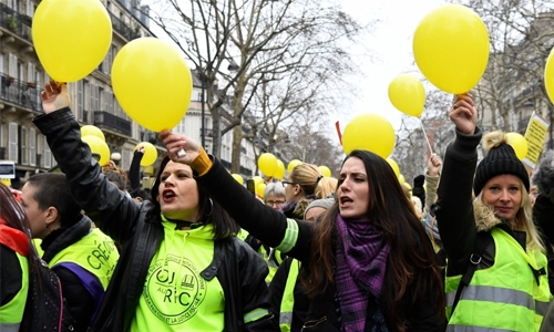 UK protesters join France’s ‘yellow vest’ bandwagon UK protesters join France’s ‘yellow vest’ bandwagon