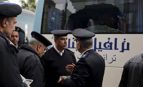 IS says it attacked Israeli tourist bus in Cairo IS says it attacked Israeli tourist bus in Cairo