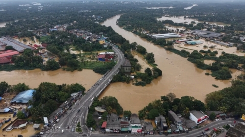 Bahrain Conveys Condolences to Flood-hit People of Indonesia, Thailand, Sri Lanka Bahrain Conveys Condolences to Flood-hit People of Indonesia, Thailand, Sri Lanka