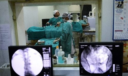 Top Indian hospital 'duped' in kidney sale racket