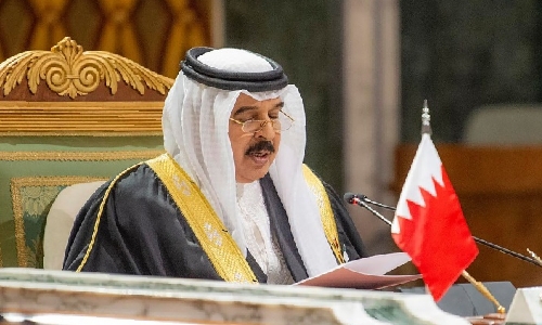 HM King Hamad attends GCC Summit opening session