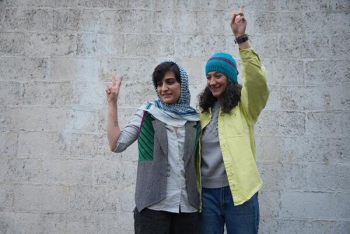 Iran frees reporters who covered death that sparked protests