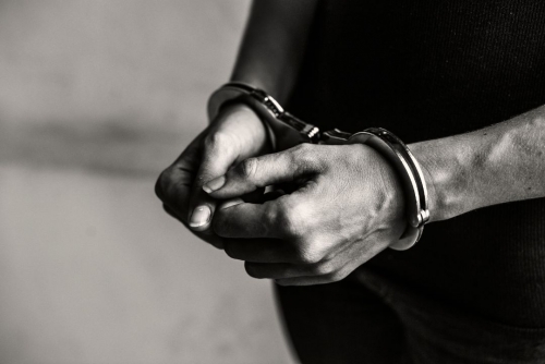 Muharraq Police Arrest Individual for Travel Ticket Fraud