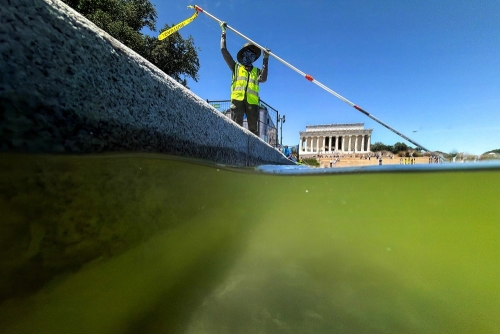 Trump says Reflecting Pool to be refilled after repairs Trump says Reflecting Pool to be refilled after repairs