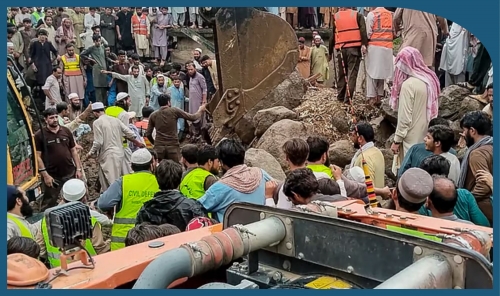 Pakistan Rescuers Recover Bodies After Monsoon Rains Kill 340