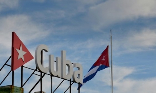 Cuba hands over US national