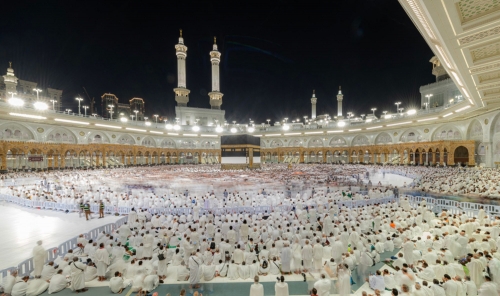 Saudi Arabia Showcases Order and Spirituality at Grand Mosque Saudi Arabia Showcases Order and Spirituality at Grand Mosque