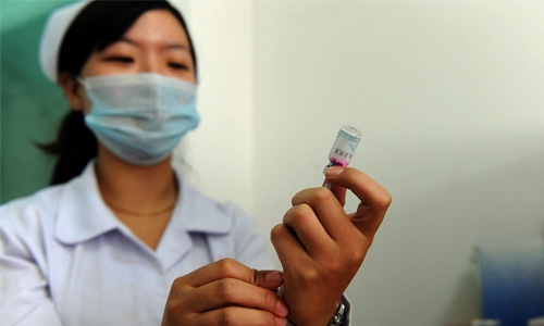 Chinese official sentenced 10 years in vaccine scandal