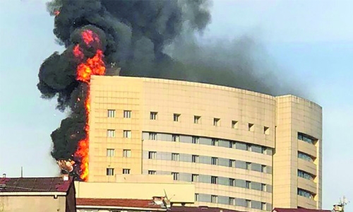 Major fire engulfs Istanbul hospital