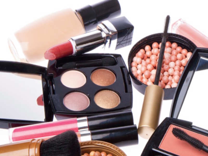 Department of Customs of Land Ports to destroy 3300 of copied cosmetics