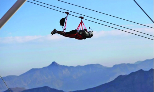 UAE opens world’s longest zip line UAE opens world’s longest zip line