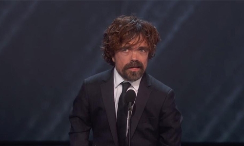 Peter Dinklage in talks to star opposite Rosamund Pike in ‘I Care a Lot’