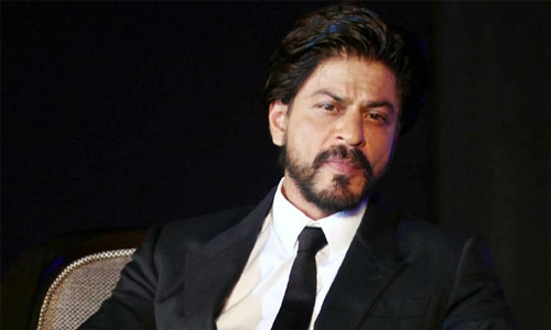 Actor Shah Rukh Khan detained at US airport