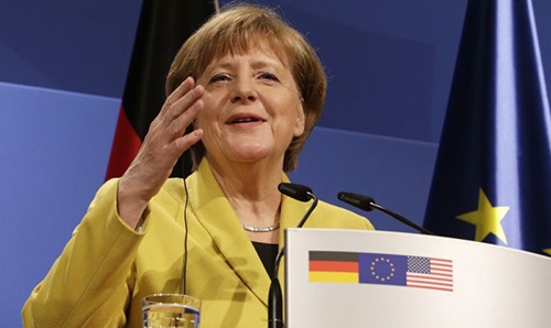 Merkel 'on right side of history' over pro-refugee stance: Obama