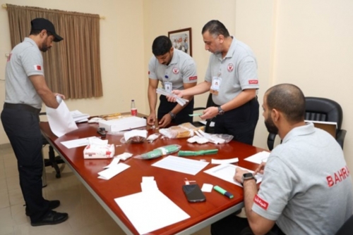 Bahrain’s Hajj Security Committee Completes Distribution of Holy Sites Train Bracelets in Makkah