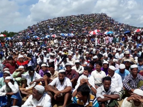 Nearly 900 Rohingya Refugees Dead or Missing in Sea Crossings Last Year: UN