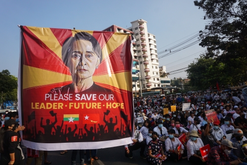 Junta dissolves Suu Kyi party