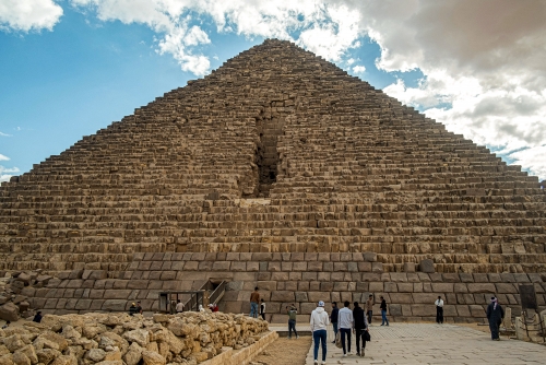Egypt pyramid renovation sparks debate