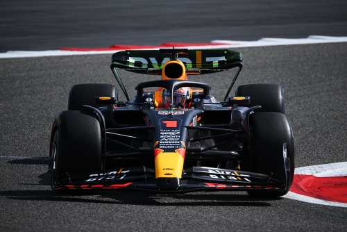 Verstappen fastest as F1 testing begins in Bahrain Verstappen fastest as F1 testing begins in Bahrain