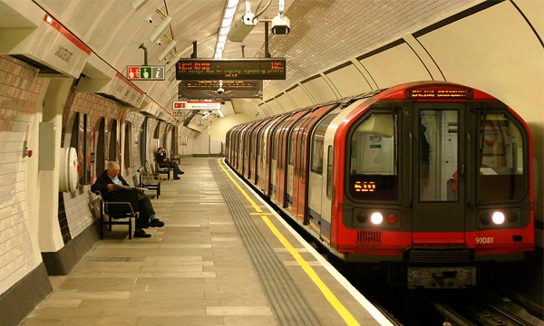 London Metro: Is it still a model to follow?