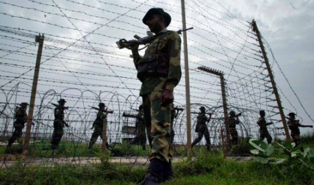 Indian army kills five near Pakistan border in Kashmir Indian army kills five near Pakistan border in Kashmir