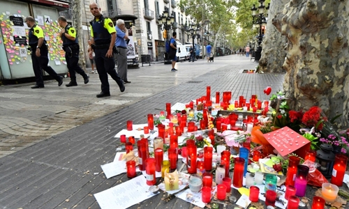 Spain hunts suspect over Barcelona carnage