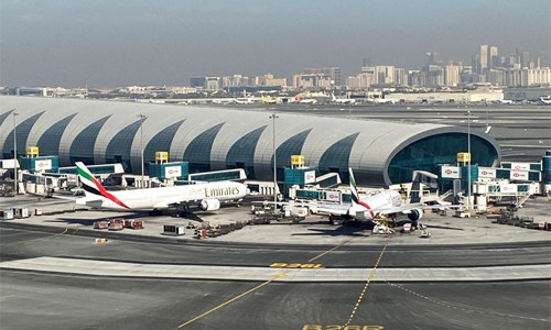 UAE lifts ban on transit flights from India, Pakistan, other countries UAE lifts ban on transit flights from India, Pakistan, other countries