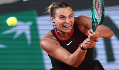 Sabalenka storms into French Open last 16 