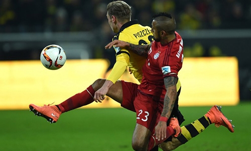 Bayern stay five clear after Dortmund stalemate Bayern stay five clear after Dortmund stalemate