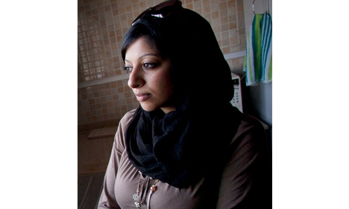 Zeinab Al Khawaja, Irina Bojutova released