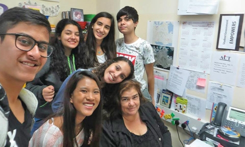 Life is beautiful Life is beautiful 