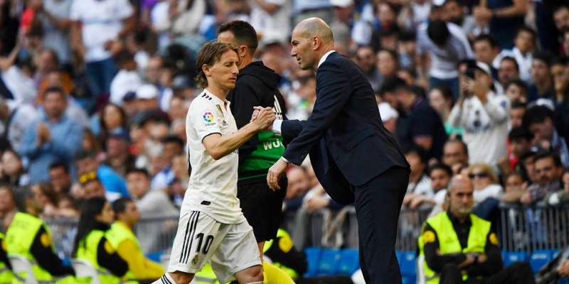 Zidane makes winning start