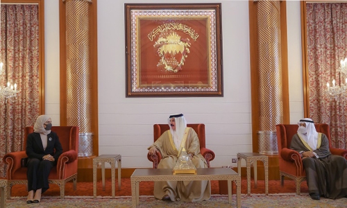 HM King Hamad receives legislative annual report