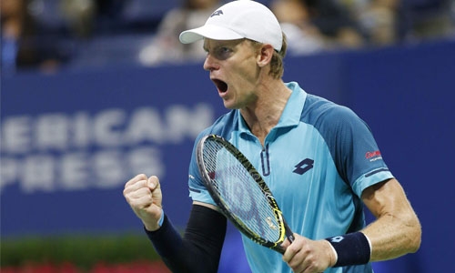 Anderson, Querrey keep finals hopes on track