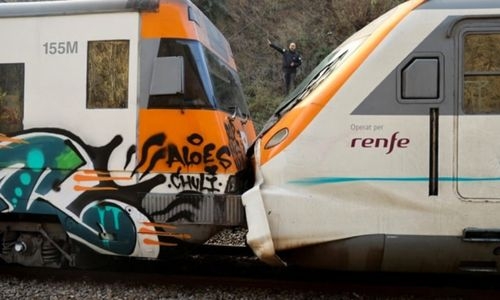 Over 150 injured after two trains collide in Spain