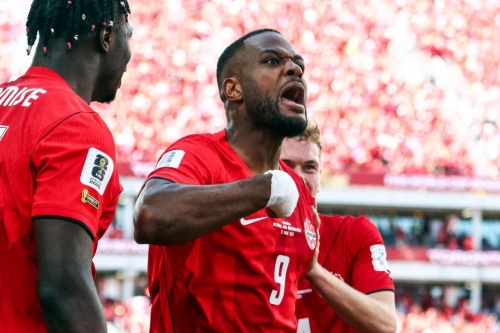 Late Larin goal rescues Canada point Late Larin goal rescues Canada point