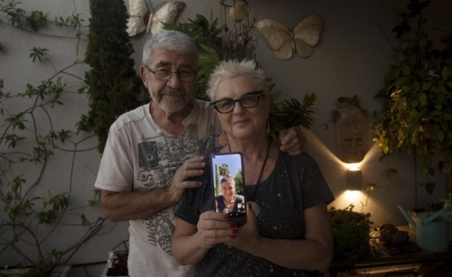 Pandemic travel bans divide loved ones across borders Pandemic travel bans divide loved ones across borders