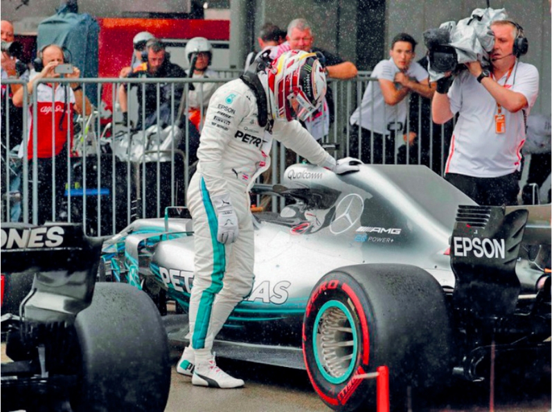 Hamilton grabs 80th pole 