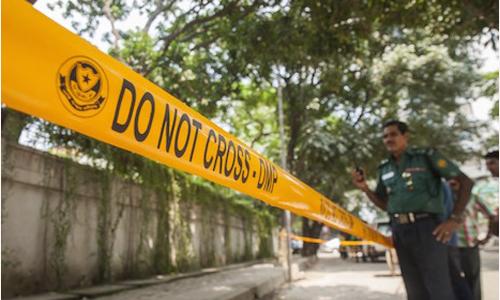 Four Pakistanis among 'militants' arrested in Bangladesh Four Pakistanis among 'militants' arrested in Bangladesh