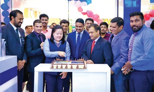 Travelex opens store in Dragon City Mall