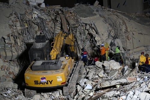 235 Killed as Venezuela's Strongest Earthquake in 126 Years Triggers Massive Rescue Operation