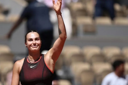 Dominant Sabalenka moves into Roland Garros second round Dominant Sabalenka moves into Roland Garros second round