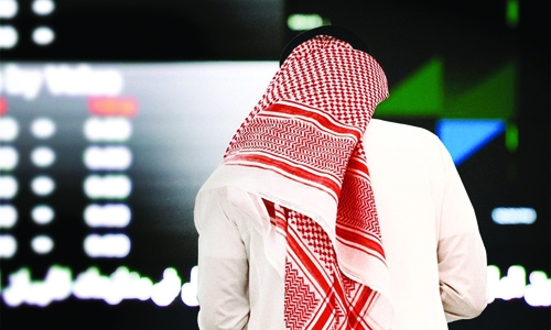 Gulf moves little, cement shares lose steam