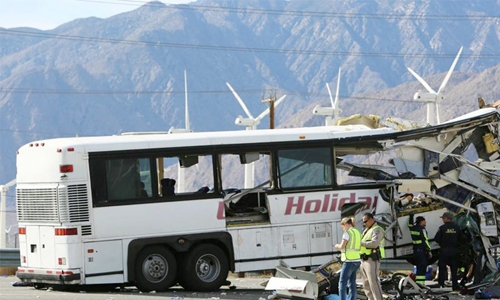 10 migrants dead, 30 hurt in Turkey bus crash: official 10 migrants dead, 30 hurt in Turkey bus crash: official