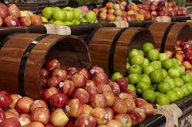 Workers fired for selling 15,000 apples to one client