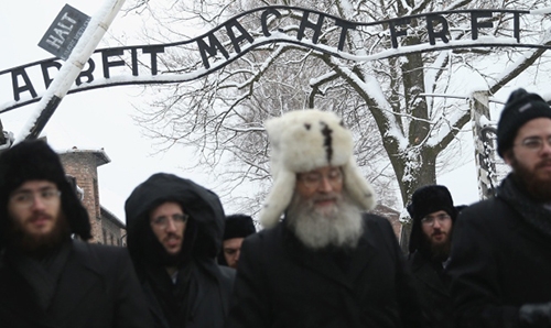 Auschwitz sees record visitors in 2015 anniversary year Auschwitz sees record visitors in 2015 anniversary year