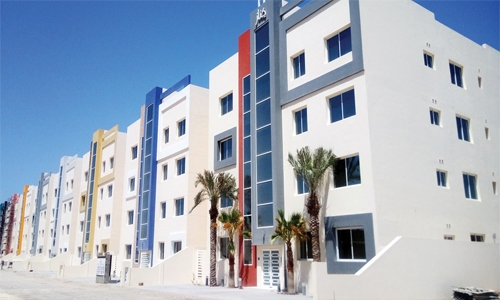 ‘Manara’ starts ‘Kenaz Al Bahrain’ units handover