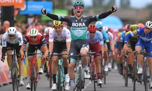 Sam Bennett wins stage 3 of Dauphine