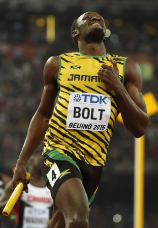 Blistering Bolt bags triple joy